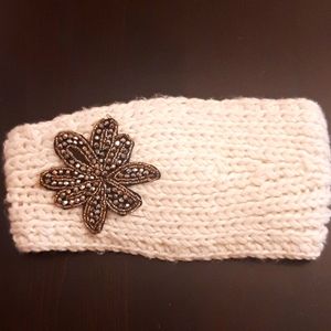 Very pretty embellished winter headband, good condition